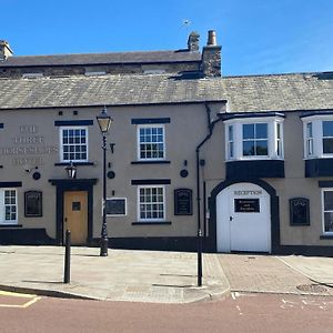 The Three Horseshoes Hotel